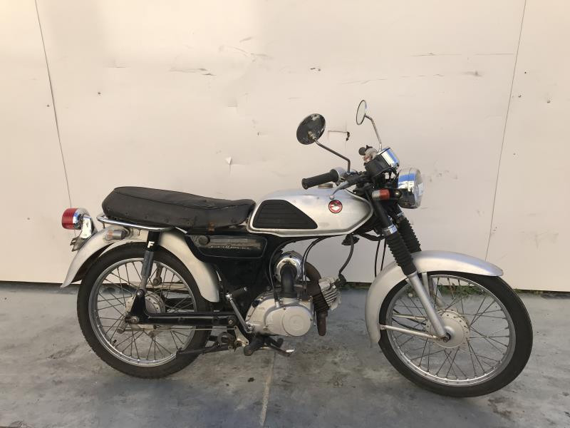 Suzuki colleda 50