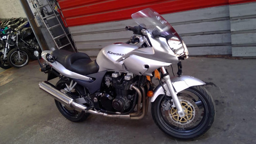 KAWASAKI ZR7 S