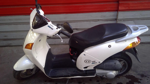 HONDA 125 NES