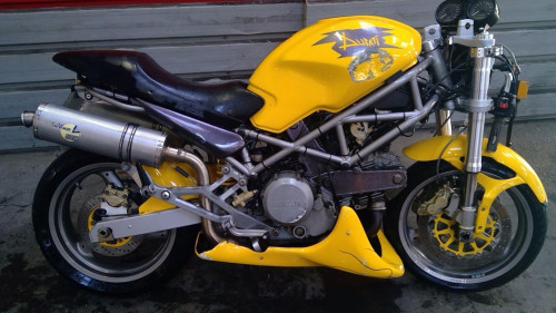 DUCATI 620 MONSTER