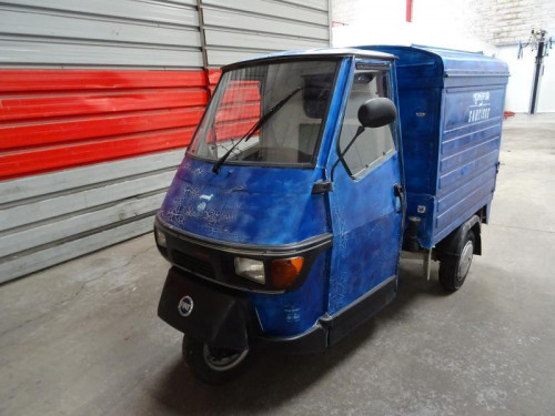 PIAGGIO TRIPORTEUR APE 50