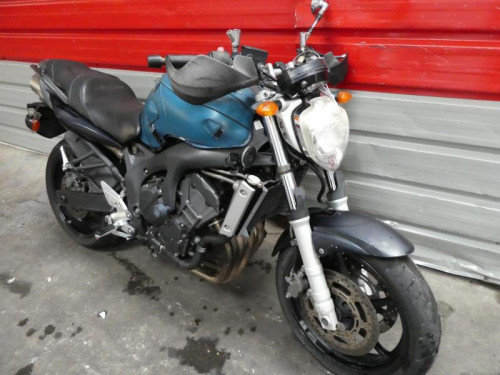 YAMAHA FZ6 600 04-06 FAZER 600