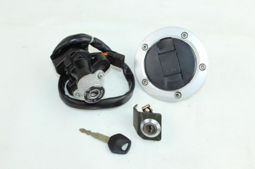 Jeu de serrure contacteur a cle SUZUKI 600 GSXR 2004 - 2005