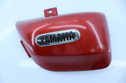 Demi flanc selle droit YAMAHA 535 VIRAGO 95-98