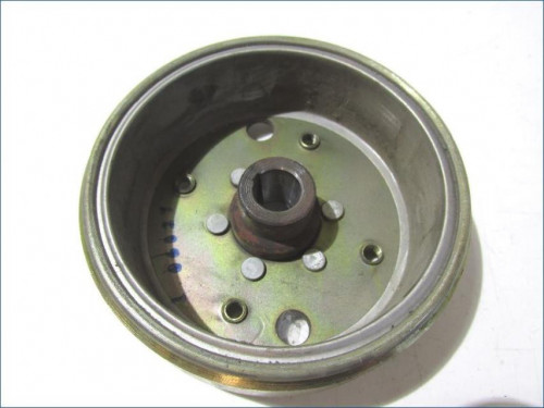 Rotor volant moteur PEUGEOT KISBEE 50 2011-2012 4 T