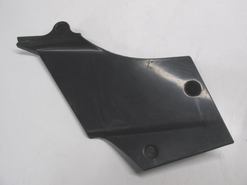 Cache interieur carenage droit SUZUKI TL R 1000 1998-2002