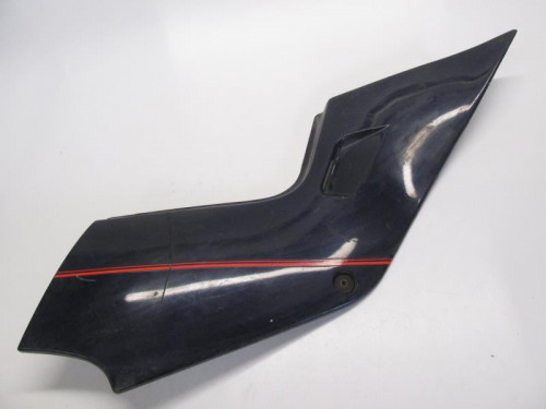 Cache lateral droit SUZUKI GSX 1100 F 1988-1993