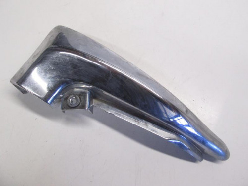 Cache lateral gauche SUZUKI VL 125 INTRUDER 2000-2001