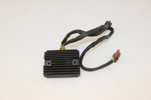 Regulateur charge batterie PIAGGIO 400 MP3 LT 2008 - 2010