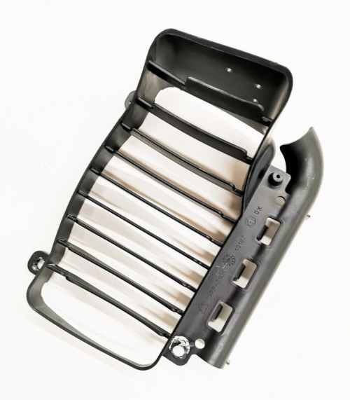 Grille de radiateur PIAGGIO VESPA GTS 300 2016-2018 SUPER IE