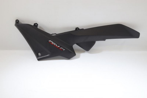 Demi flanc selle gauche HONDA 125 CBF 2015 - 2016