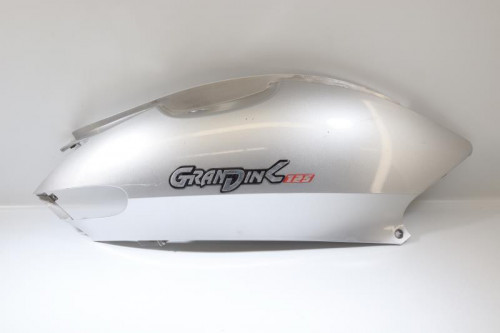 Coque arriere droit KYMCO 125 GRAND DINK 2001 - 2007