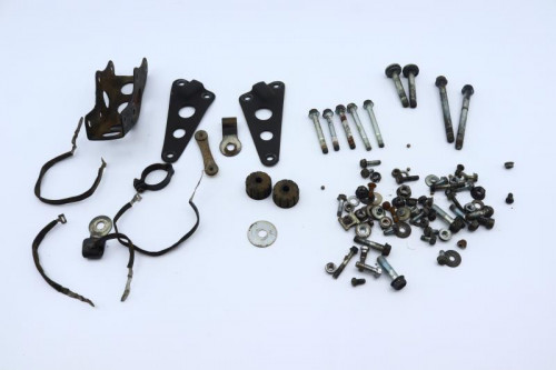 Kit visserie HONDA 125 CB TWIN 1982 - 1988