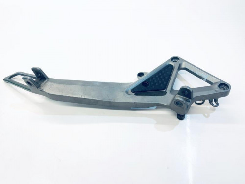 Platine avant droite HONDA CB F 600 2003-2006 HORNET