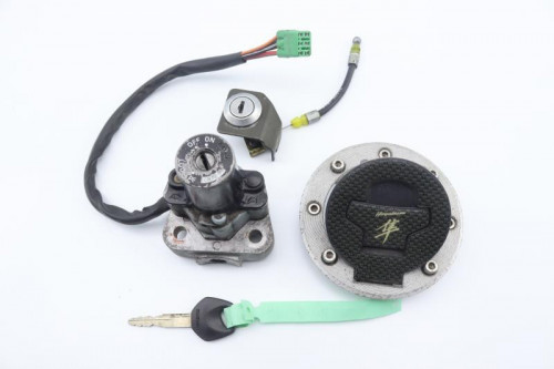 Jeu de serrure contacteur a cle code SUZUKI 1300 GSXR HAYABUSA 1999 - 2007