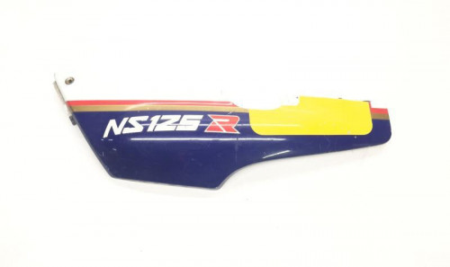 Cache carenage coque arriere gauche HONDA NSR 125 1987-1988