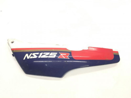 Cache carenage coque arriere gauche HONDA NSR 125 1987-1988