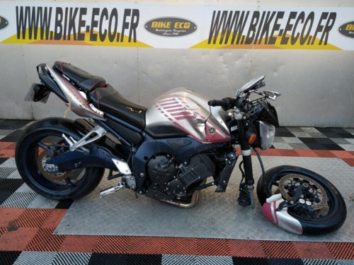 YAMAHA FZ1 1000