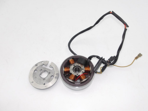 Rotor volant moteur PEUGEOT 50 XPS SUPERMOTARD 2004 - 2010