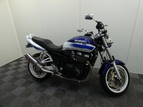 SUZUKI 1400 GSX