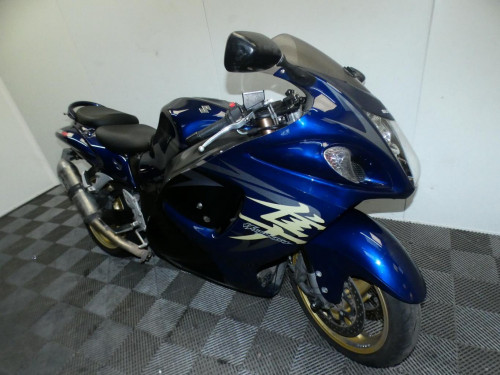 SUZUKI 1300 GSXR