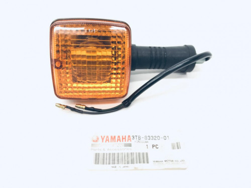 Clignotant avant droit YAMAHA XT E 600 1995-2002