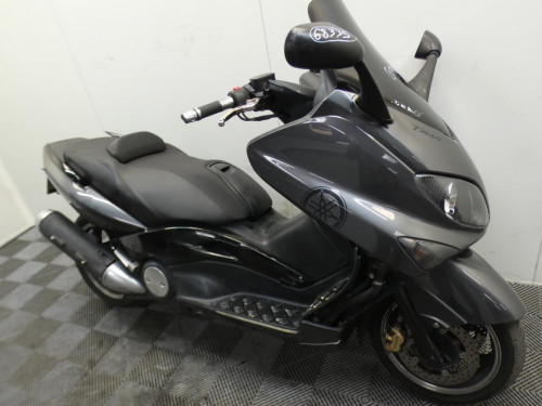 YAMAHA 500 TMAX