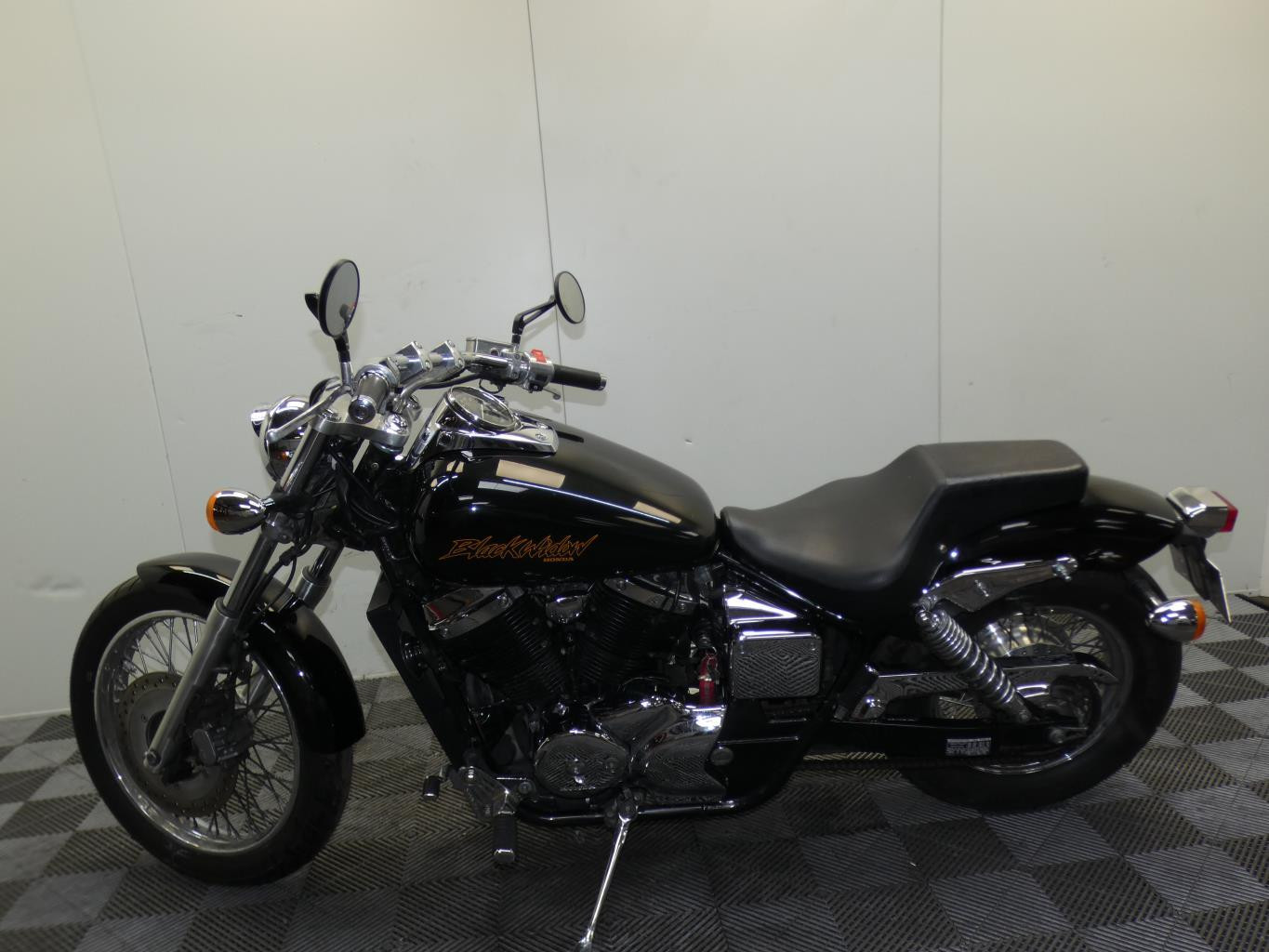 honda shadow 750 black widow