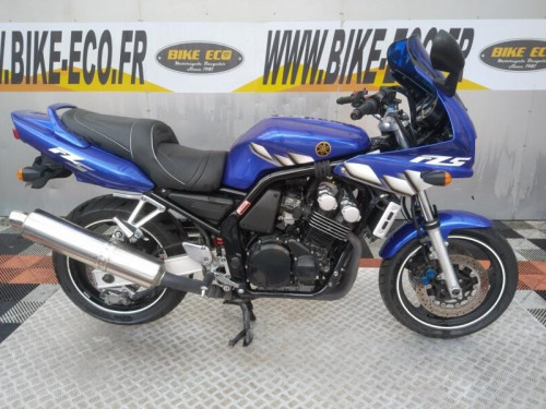 YAMAHA FAZER 600