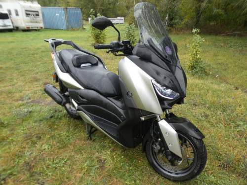 YAMAHA 125 X-MAX