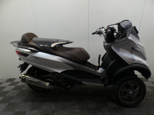 PIAGGIO MP3 500 LT