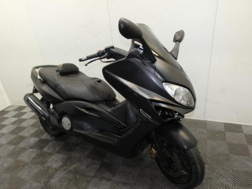 YAMAHA 500 XP T-MAX