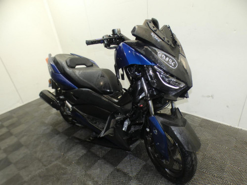 YAMAHA SCCOTER 125 XMAX