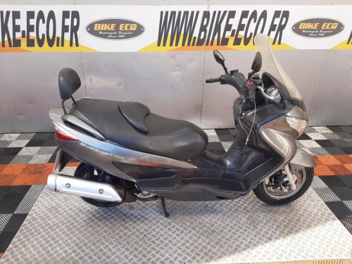 SUZUKI BURGMAN 125 UH