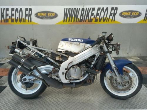 SUZUKI RGV 250 GAMMA