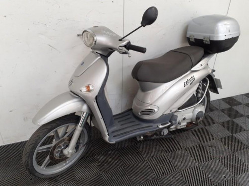 PIAGGIO 125 LIBERTY