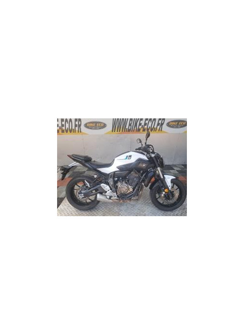 YAMAHA MT07 700