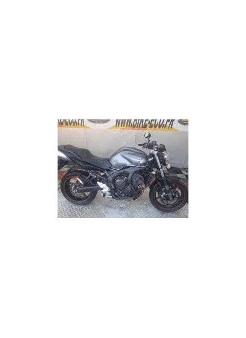 YAMAHA FZ6 600