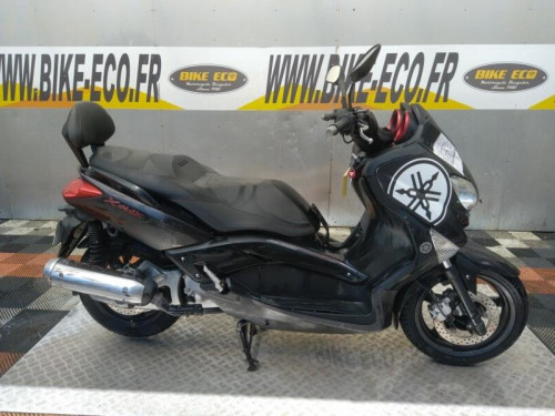 YAMAHA X-MAX 125 ABS