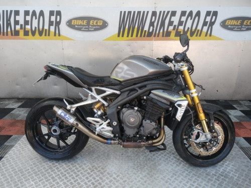 TRIUMPH SPEED TRIPLE 1200 RS