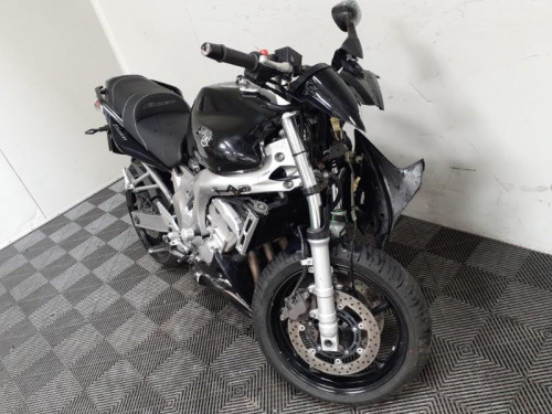 YAMAHA FZ6