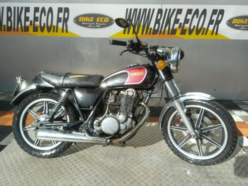 YAMAHA SR 400