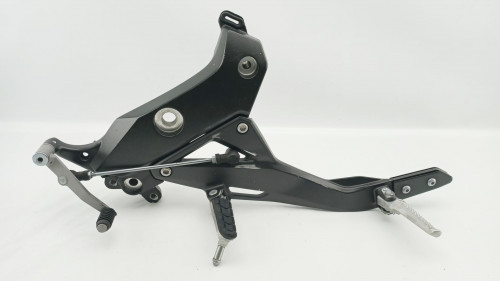 Platine avant gauche HONDA 600 CBR F 2011 - 2013