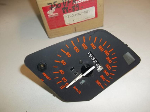 Compteur HONDA VFR F 750 1988