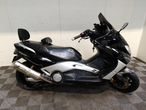 YAMAHA 500 TMAX