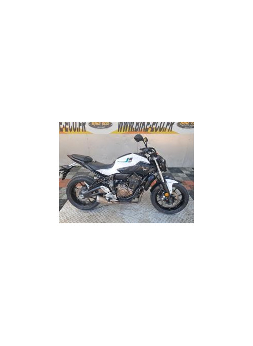 YAMAHA MT07