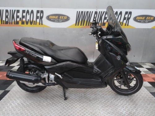 YAMAHA XMAX 125