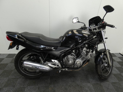 YAMAHA 600 XJ6 DIVERSION N