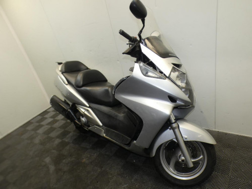 HONDA 600 SILVERWING SWING