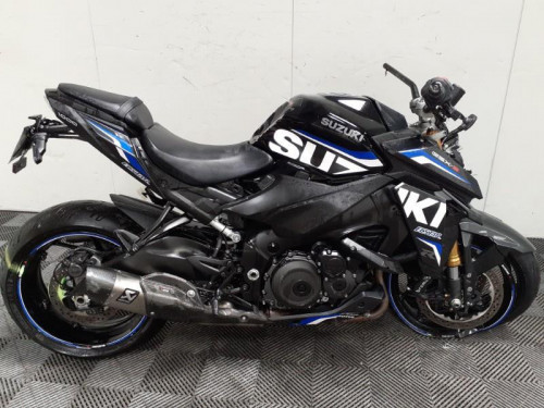 SUZUKI 1000 GSXS